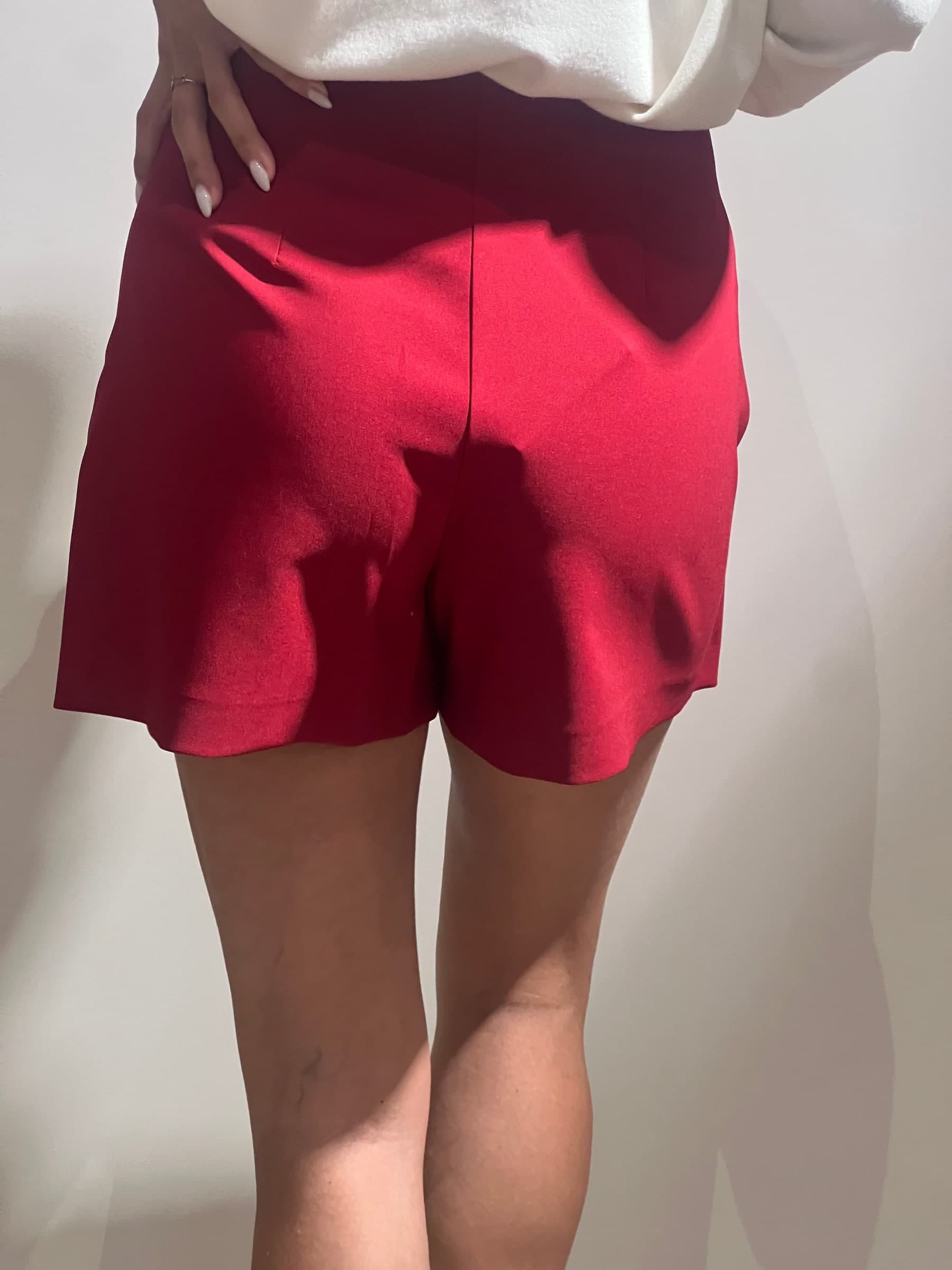 Shorts con pannello bottoni - 3