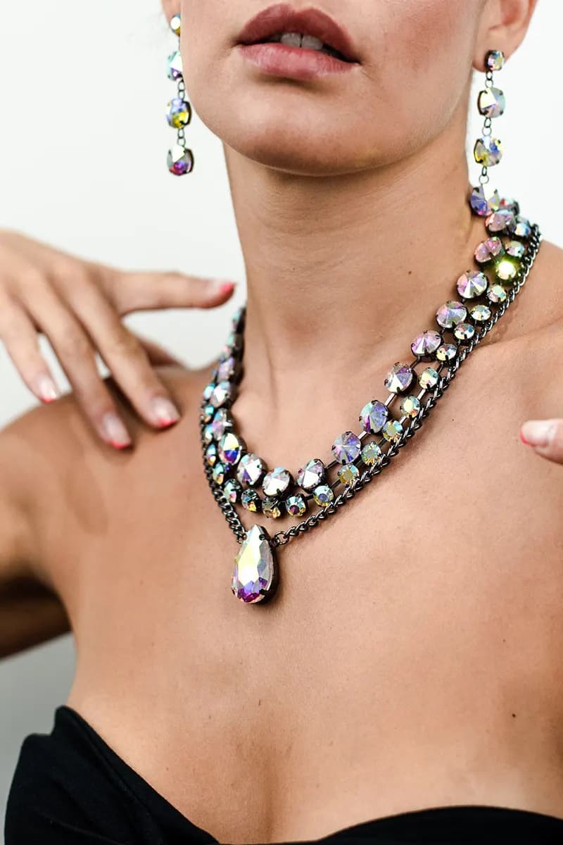 MYA ACCESSORIES | Girocollo in metallo gun con pietre in vetro - 3