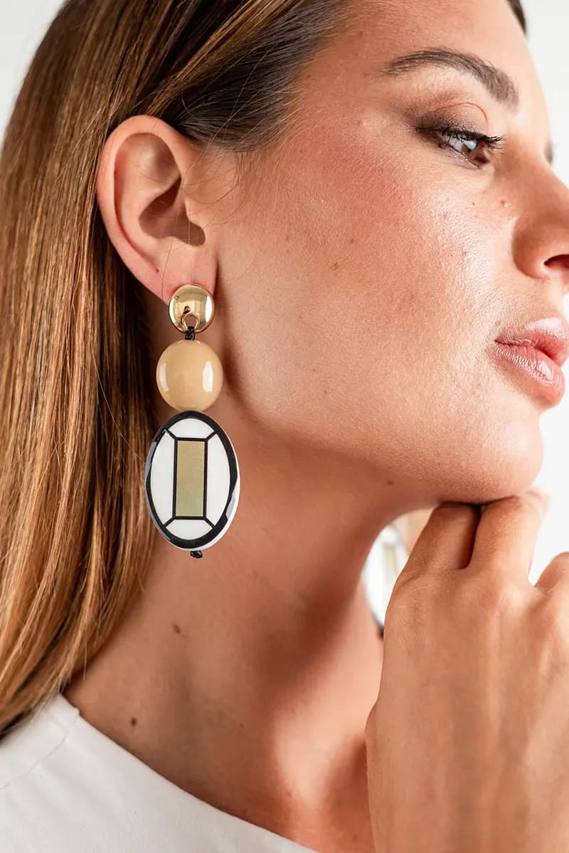MYA ACCESSORIES | Orecchini in acrilico retrò - 3