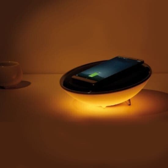 MOONY - Lampada notturna 24 LED con base di ricarica wireless per smartphone - 5