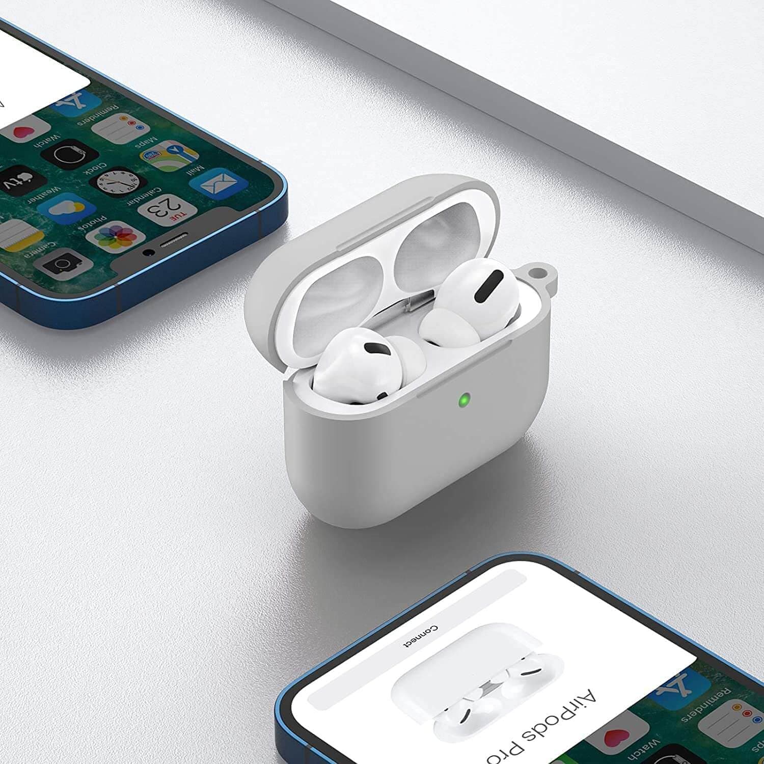Custodia Protettiva in Silicone per Airpods Pro Grigia con Pompon e Laccio Cuffie - 3