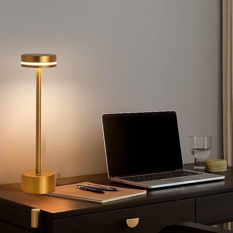 Lampada da tavolo senza fili a  batteria a 3 colori regolabili dimmerabile touch - 3