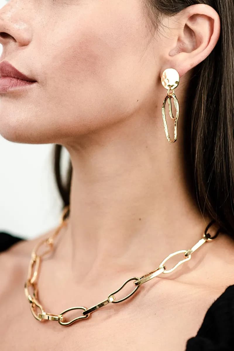 MYA ACCESSORIES | Girocollo in metallo a catena martellata - 3
