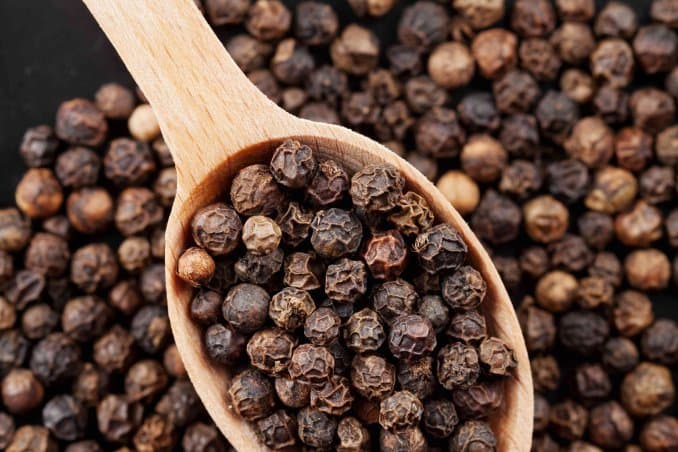 Semi di Pepe nero in Grani, spezie per Alimenti da cucina ed insaccati - 2