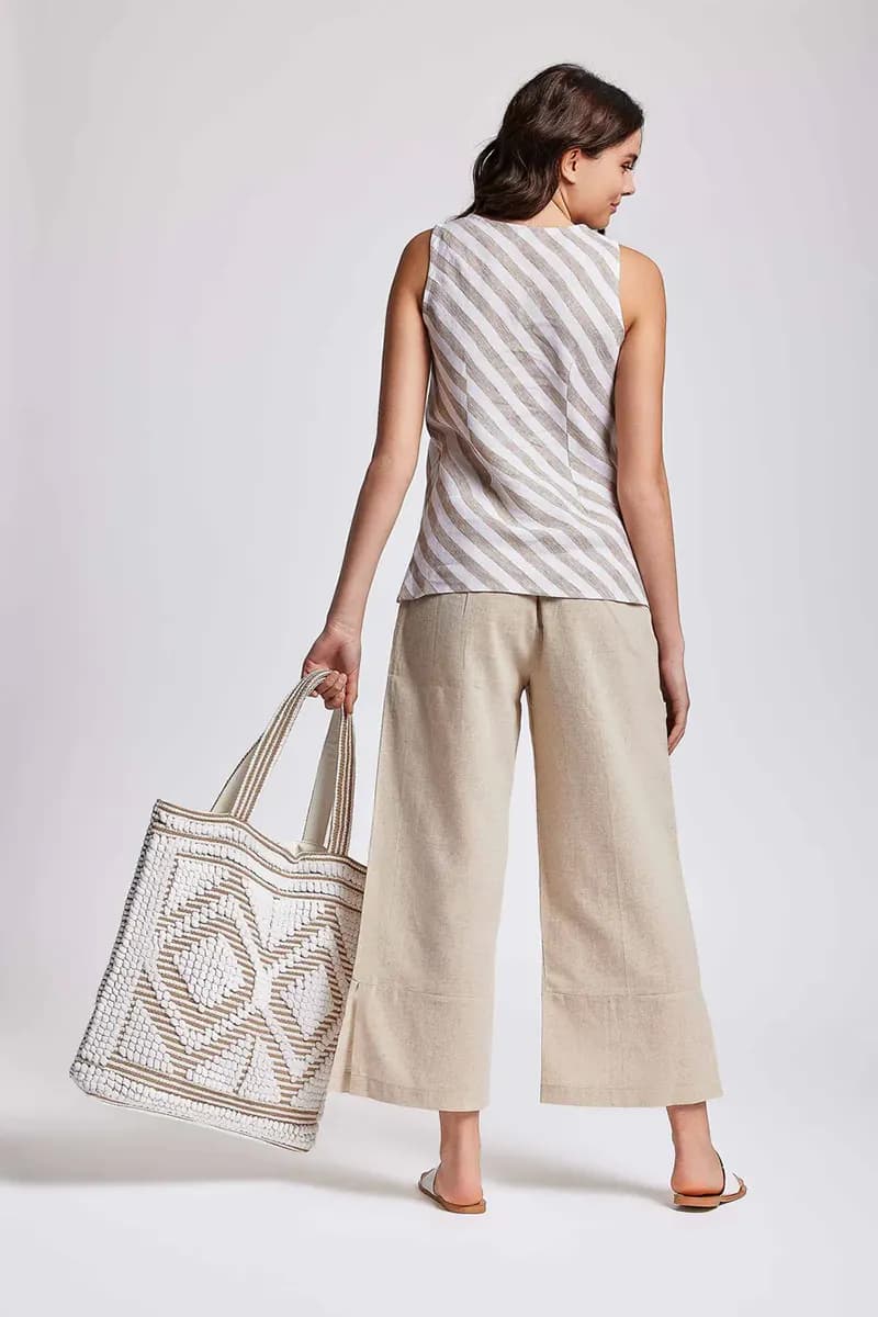 ICONIQUE Abbigliamento | Top smanicato in lino Clara - 3