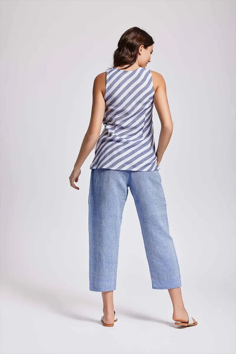 ICONIQUE Abbigliamento | Top smanicato in lino Clara - 5