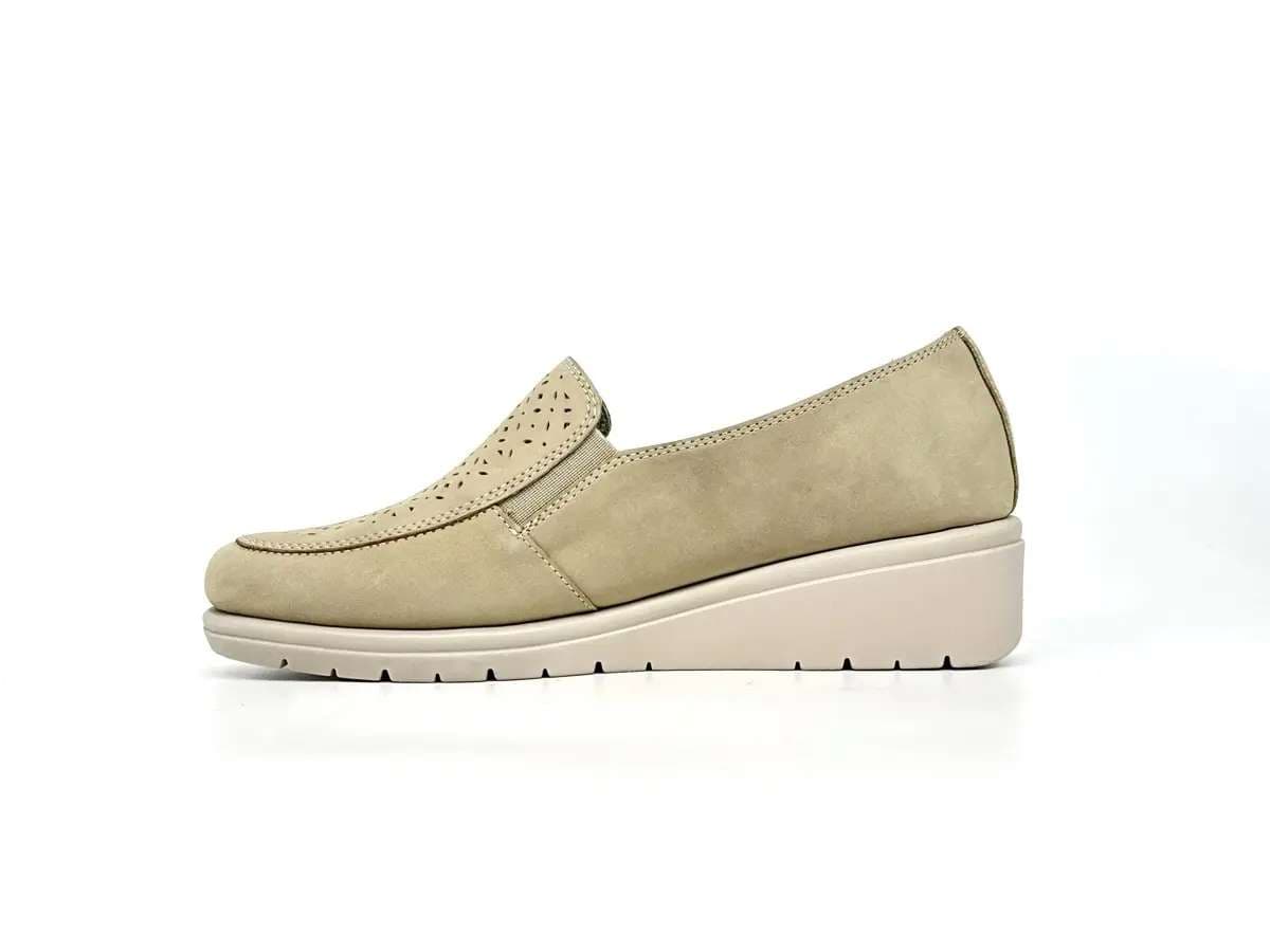 Cinzia Soft mocassini donna pelle beige traforati zeppa comfort - 5