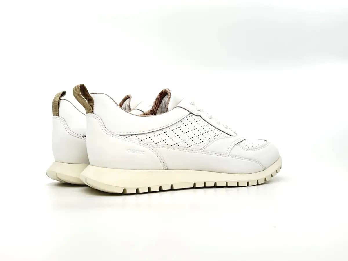 Geox Sukie sneaker donna bianche pelle traforata suola traspirante - 2