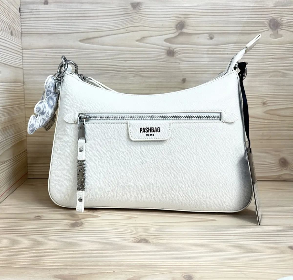 Pashbag borsa donna bianca con zip frontale e tracolla regolabile - 5
