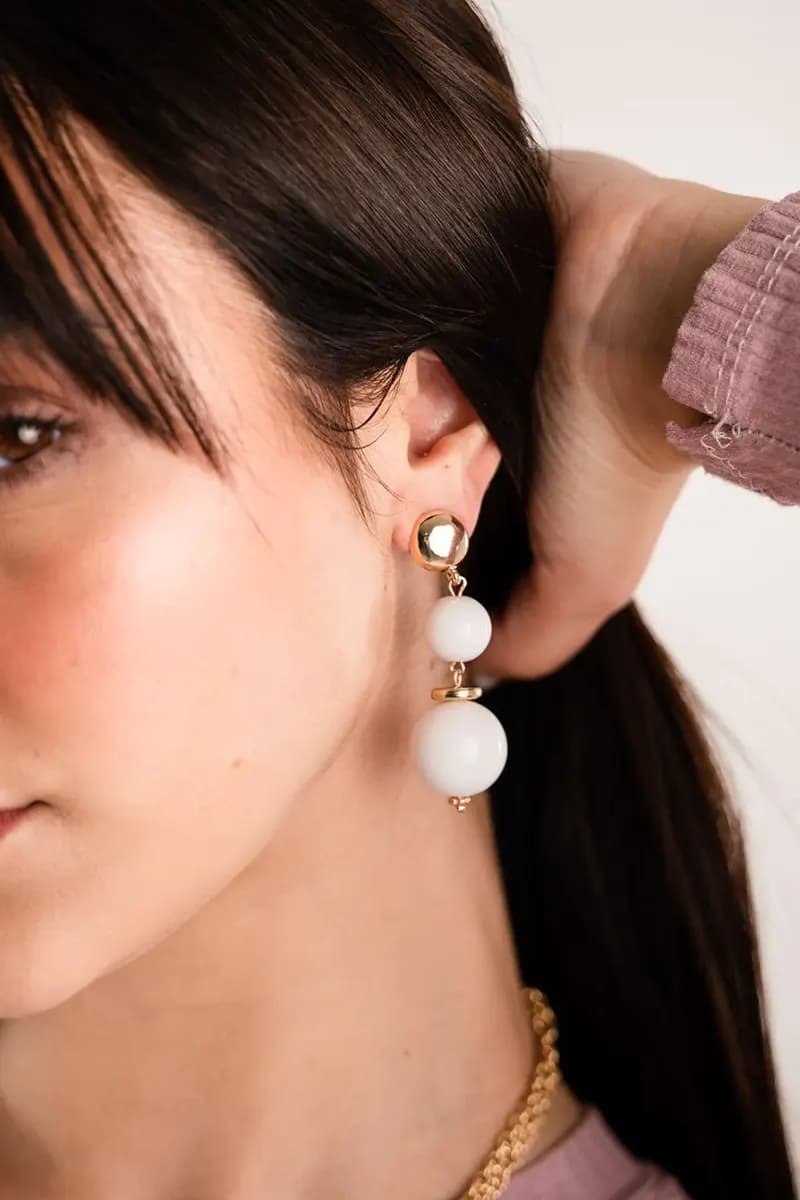 MYA ACCESSORIES | Orecchini pendenti due sfere acrilico - 3