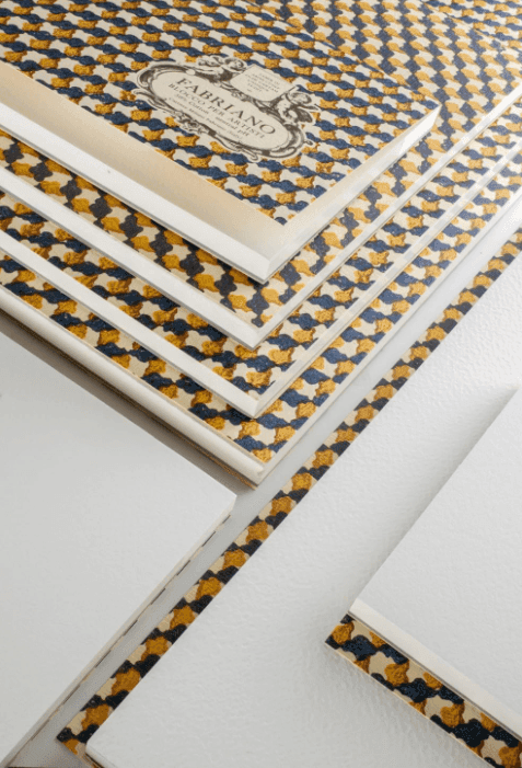 Fabriano - Blocco per artisti 23X31cm - 300 gr -20 fogli 50% cotone grana fine (04001331) - 2