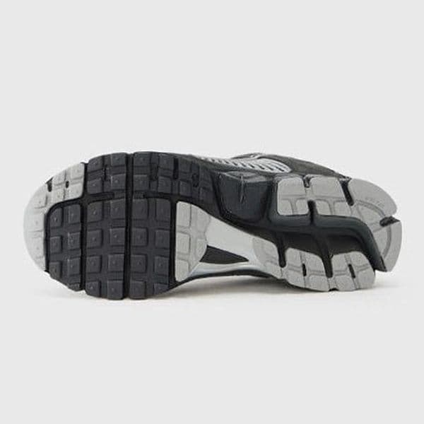 Sneakers Nike Zoom Vomero 5 Black - 5