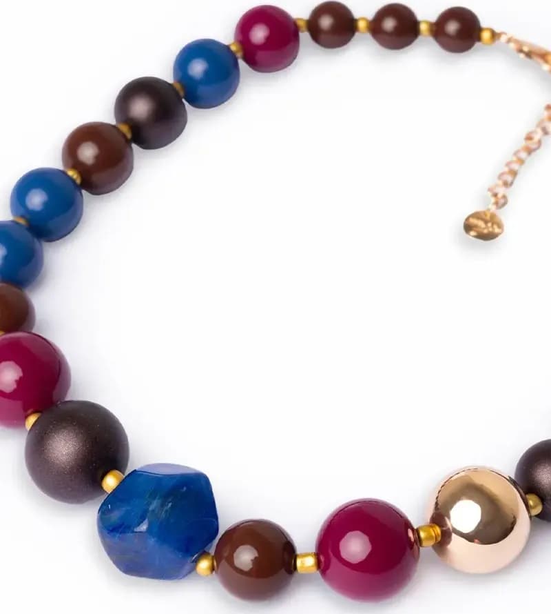 MYA ACCESSORIES | Collana girocollo con sfere in acrilico tono rosso e blu - 4