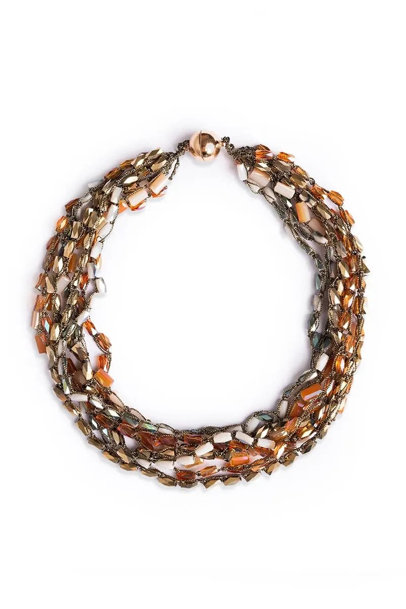 MYA ACCESSORIES | Collana girocollo torciglione con pietre in vetro nuances beige - 2