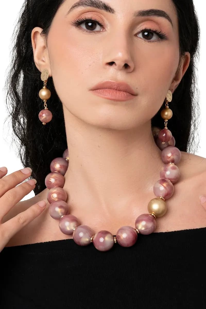 MYA ACCESSORIES | Collana girocollo con sfere dalle nuances rosa - 4