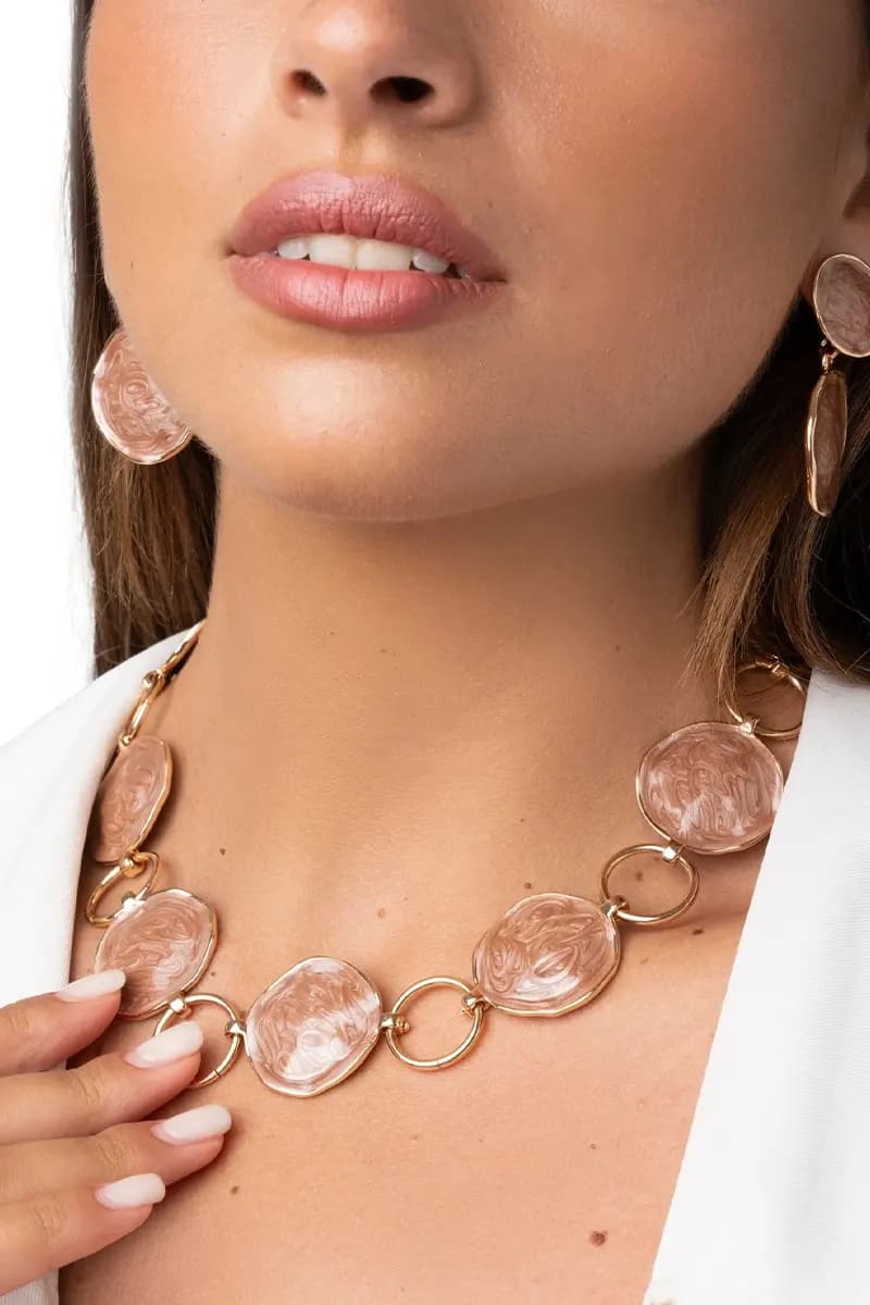 MYA ACCESSORIES | Collana girocollo in metallo con cerchi marmorizzati - 5