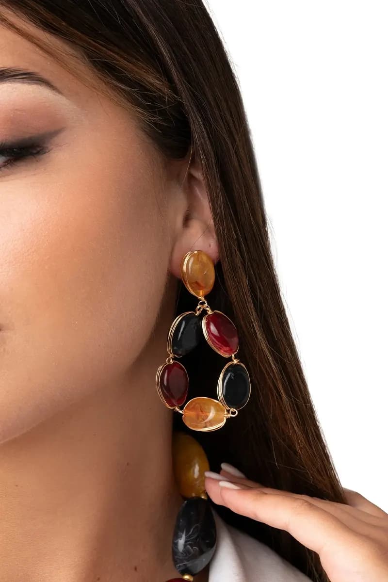 MYA ACCESSORIES | Orecchini stile goccia con pietre in acrilico - 3