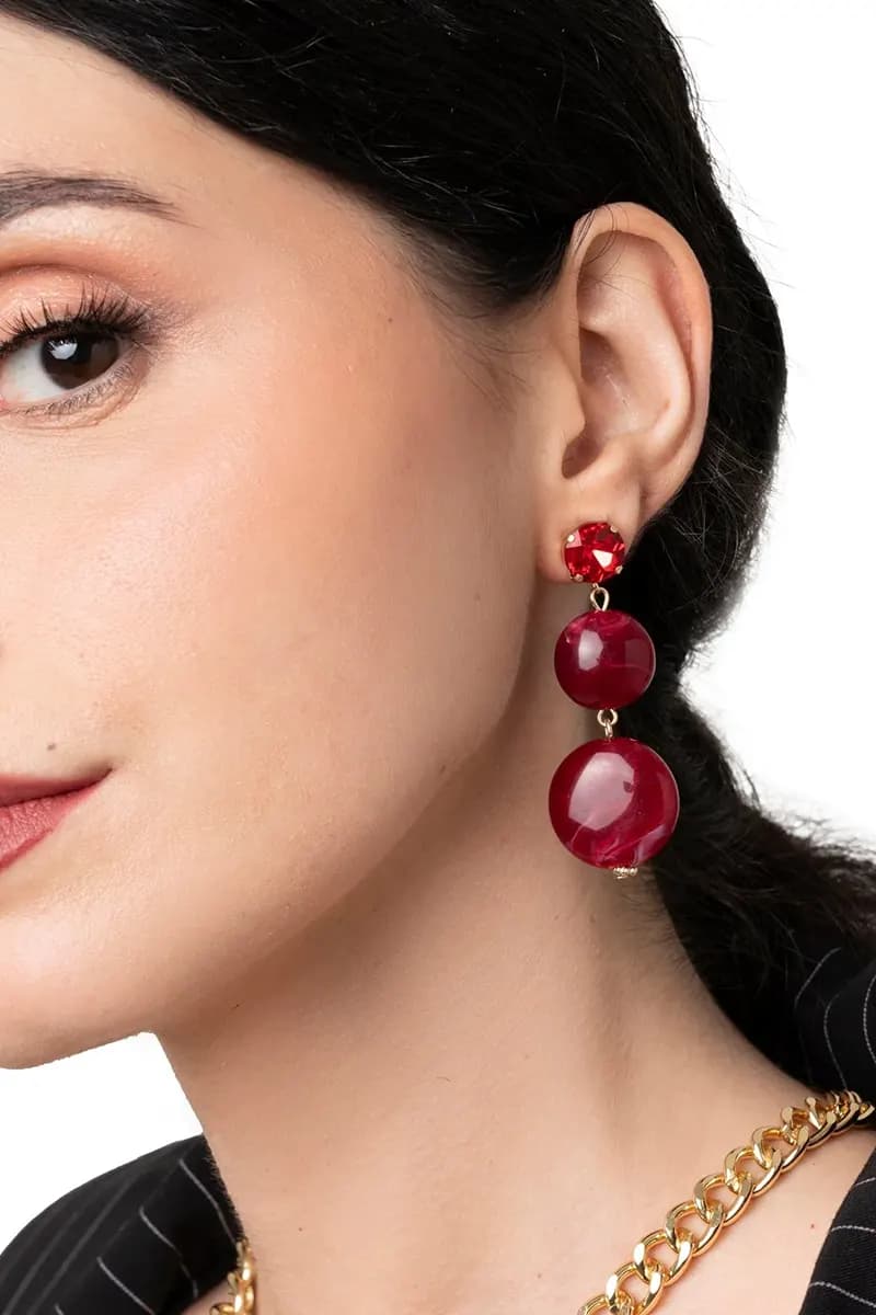 MYA ACCESSORIES | Orecchini pendenti con pietre in acrilico schiacciate - 3