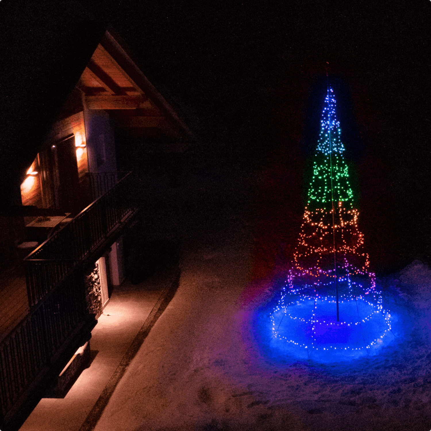 Albero a cono luminoso Twinkly Light Tree a led RGB decorazione natalizia - 10