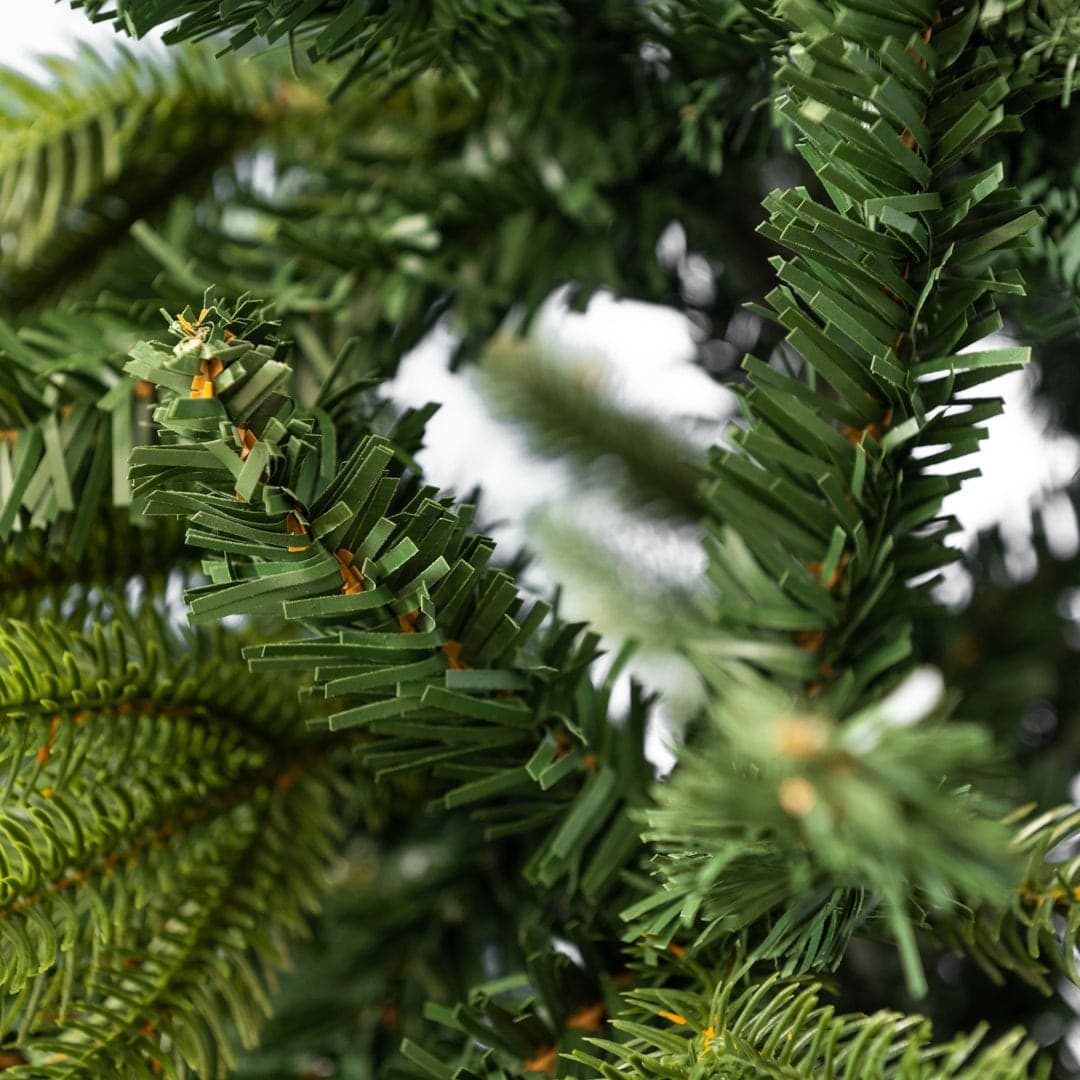 Albero di Natale slim "Cernera" in PE Effetto Real Touch + PVC di Altissima qualità - 8