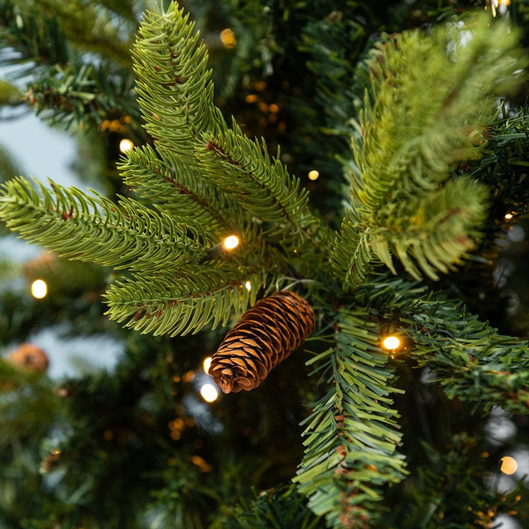 Albero di Natale con base tronco e luci led "Marmolada" in PE Effetto Real Touch+ PVC - 8