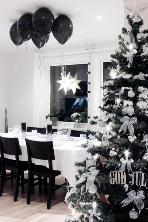 Albero di Natale nero "Black Forest" in PVC di Altissima Qualità h 210 cm - 3