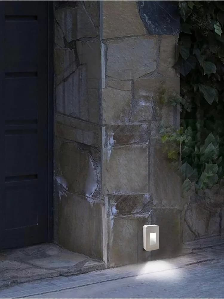 Applique Led Luce Bianca Faretto 12 W Segnapassi A Muro Esterno Bianco Ip65 Es62 - 5