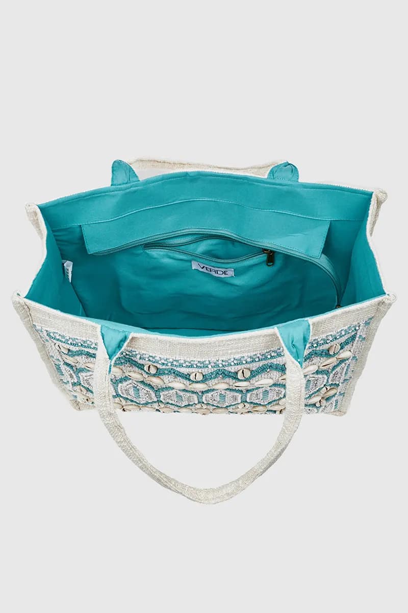 VERDE FASHION | Borsa mare in tessuto con ricami e conchiglie - 4