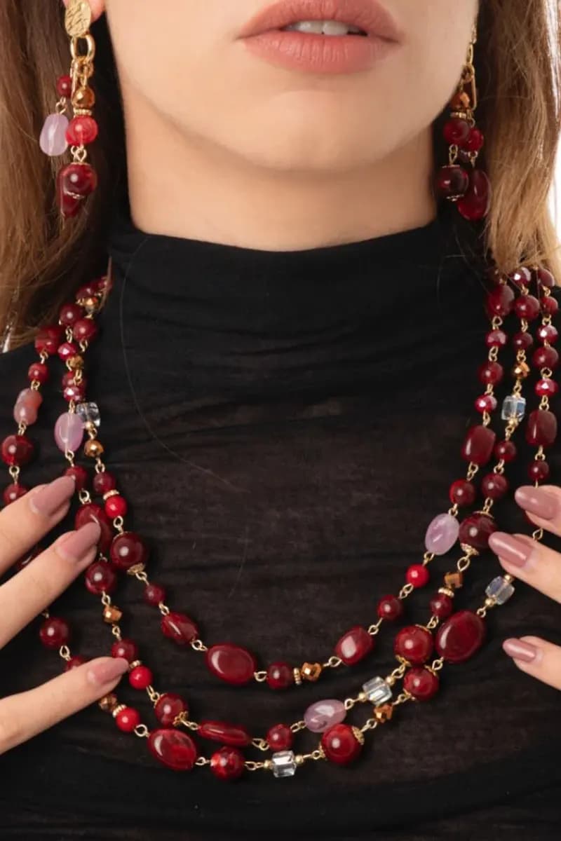 MYA ACCESSORIES | Collana a tre fili con pietre in acrilico e vetro - 5
