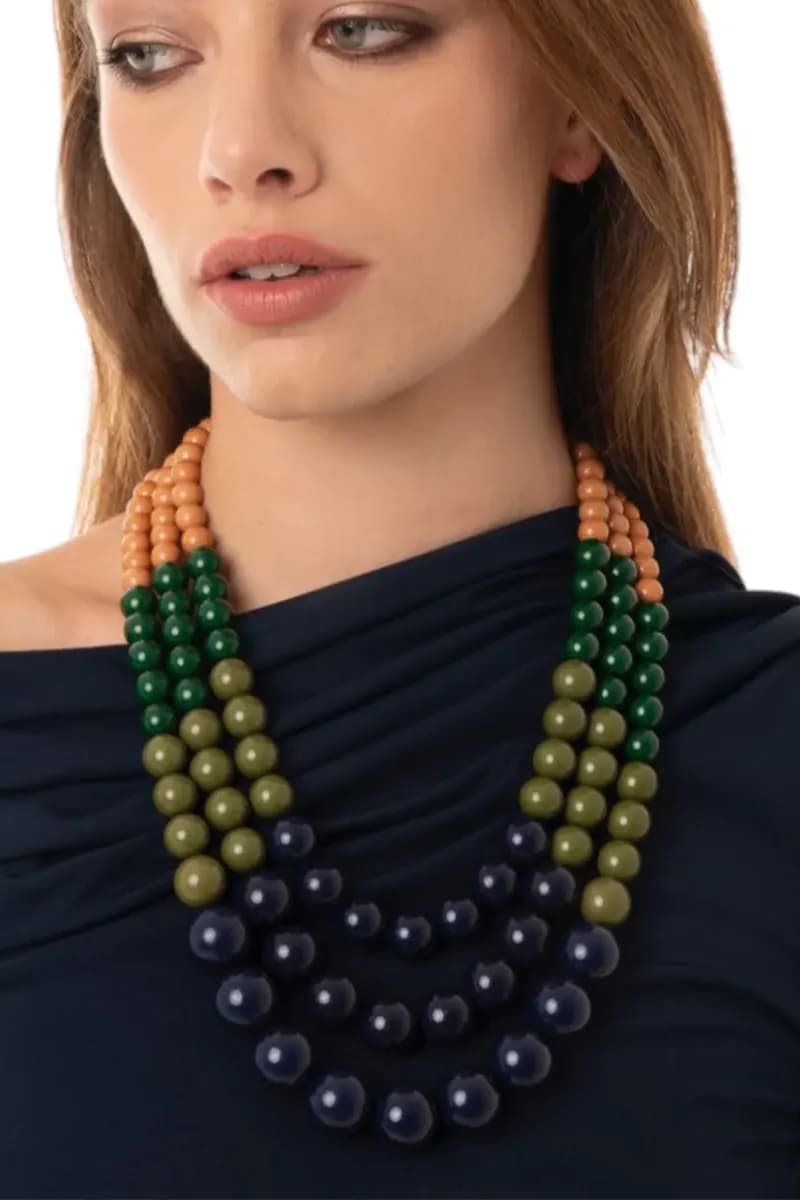 MYA ACCESSORIES | Collana a tre fili con sfere in acrilico - 4