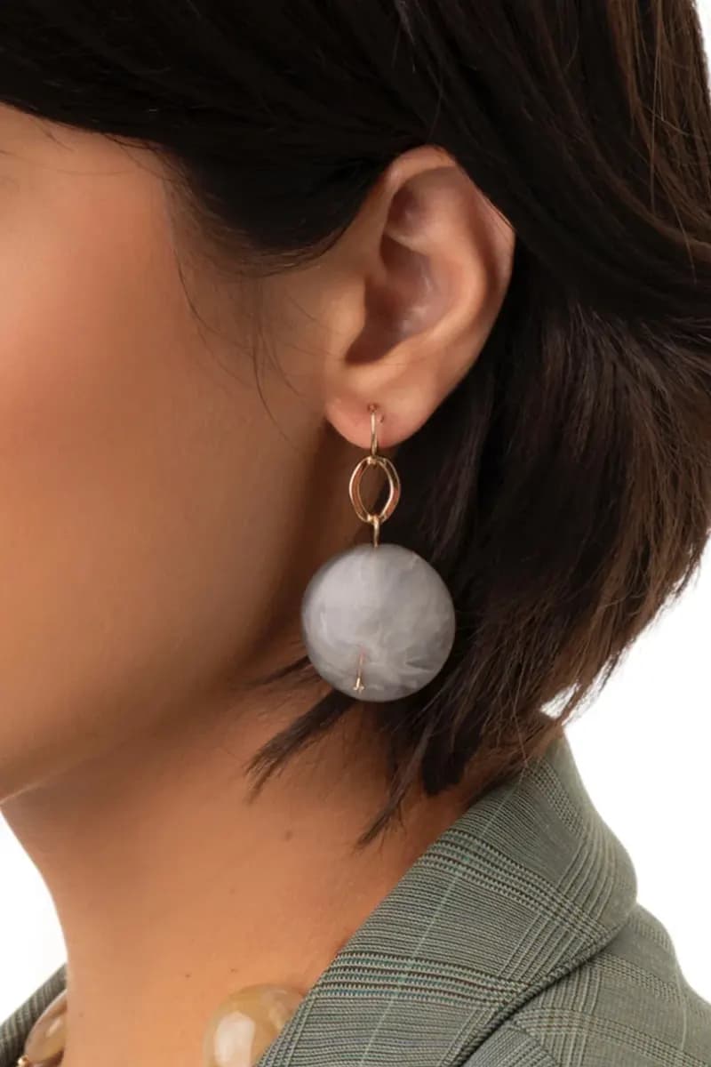 MYA ACCESSORIES | Orecchini pendenti con pietra schiacciata - 3