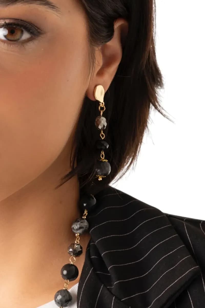 MYA ACCESSORIES | Orecchini pendenti con tre pietre semidure - 3