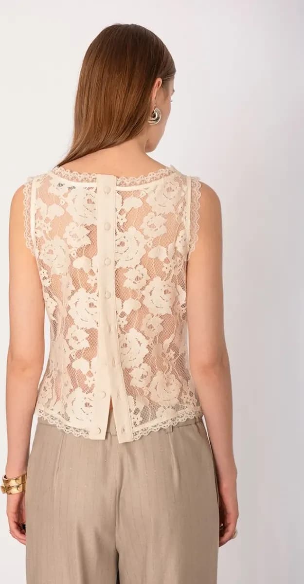 NO-NA' | Top in pizzo fiorato con bottoni schiena - 2