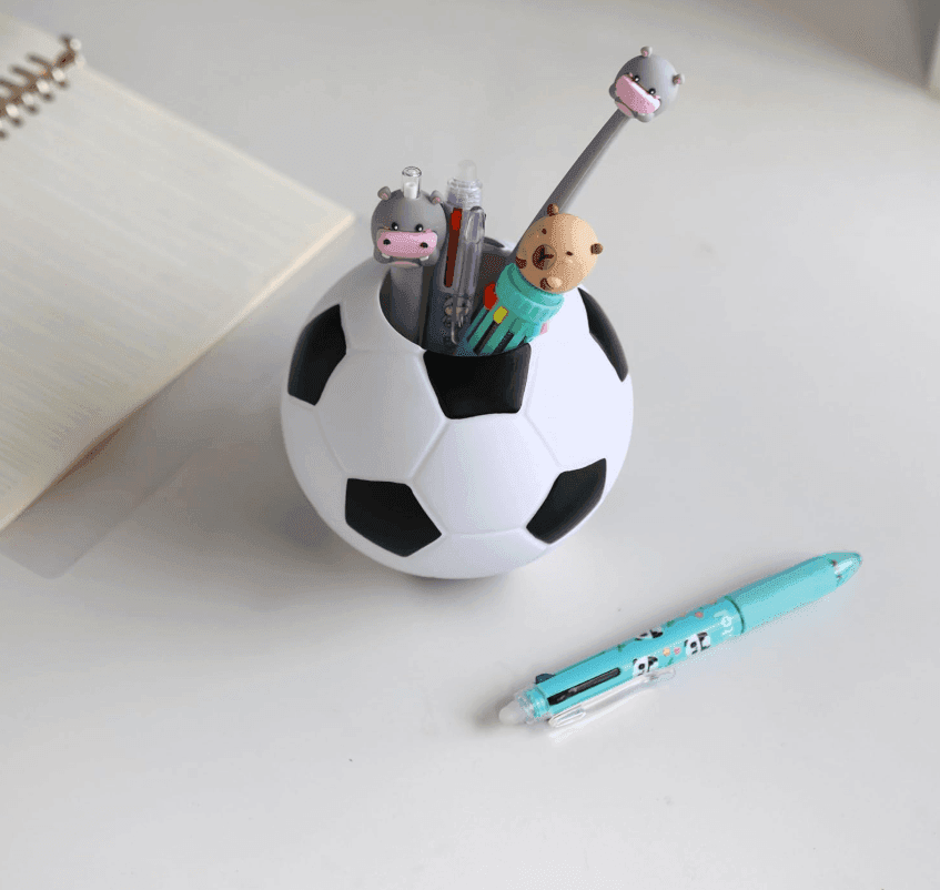 i-Total - Organizer da Scrivania per Penne e Accessori tema Pallone da calcio (XL3034B) - 2
