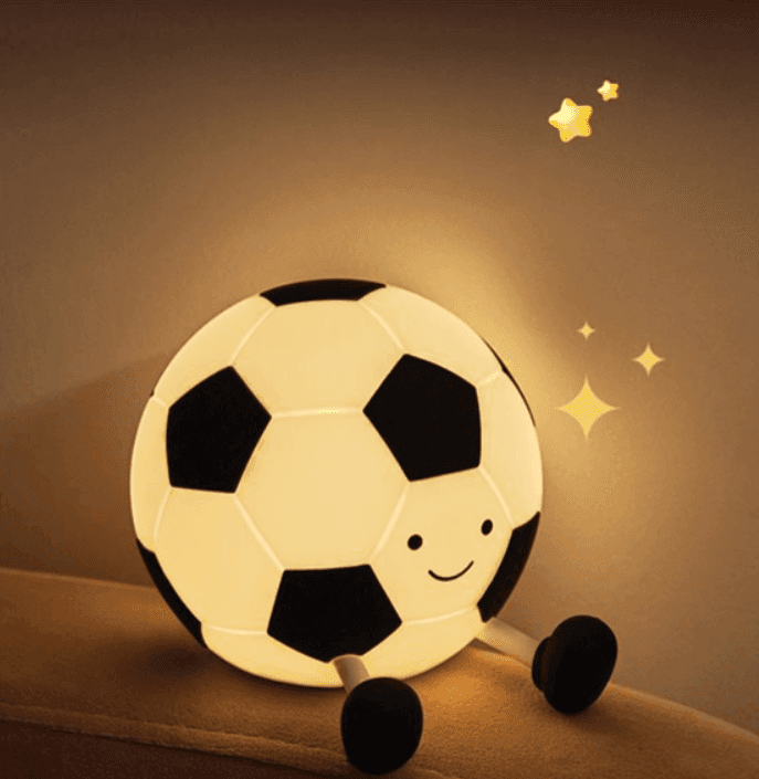 Olli - Lampada Luce Notturna in Silicone Chibi Friends Palla da Calcio - 2