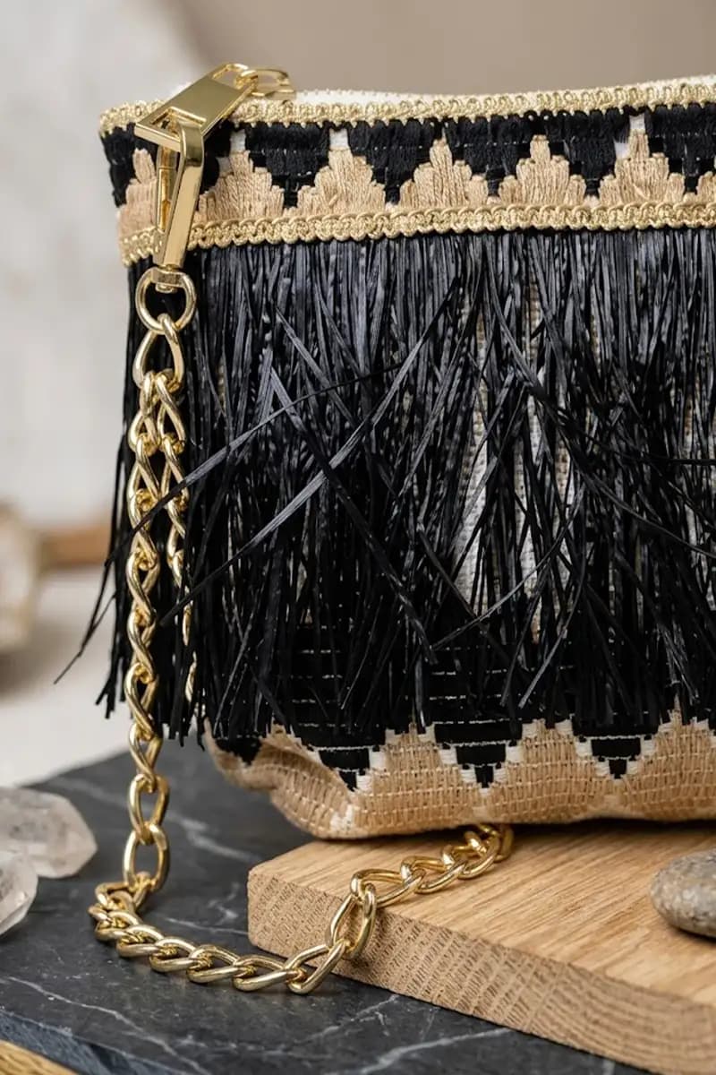 Pochette fantasia con frange e catenina da polso | PHO Firenze - 3