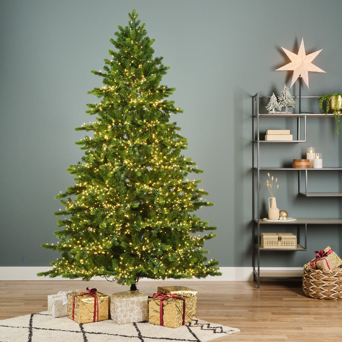 Albero di natale "Galloway" in PE Effetto Real Touch di Altissima qualità con LED - 2
