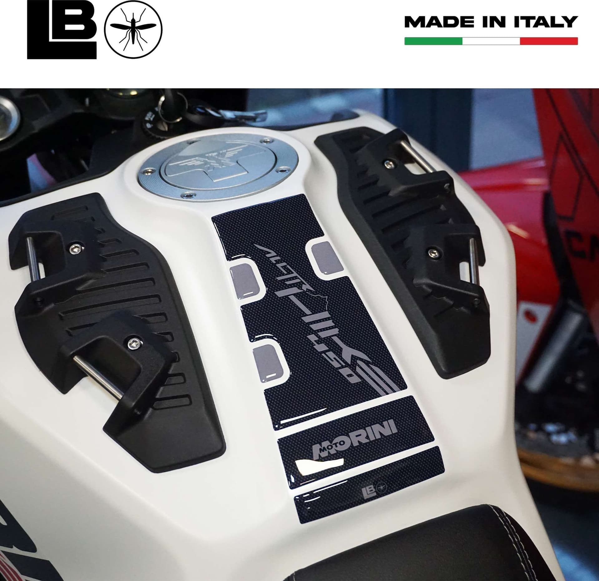 Paraserbatoio Adesivo Protezione compatibile con Moto Morini Alltrhike 450 2026 - 3