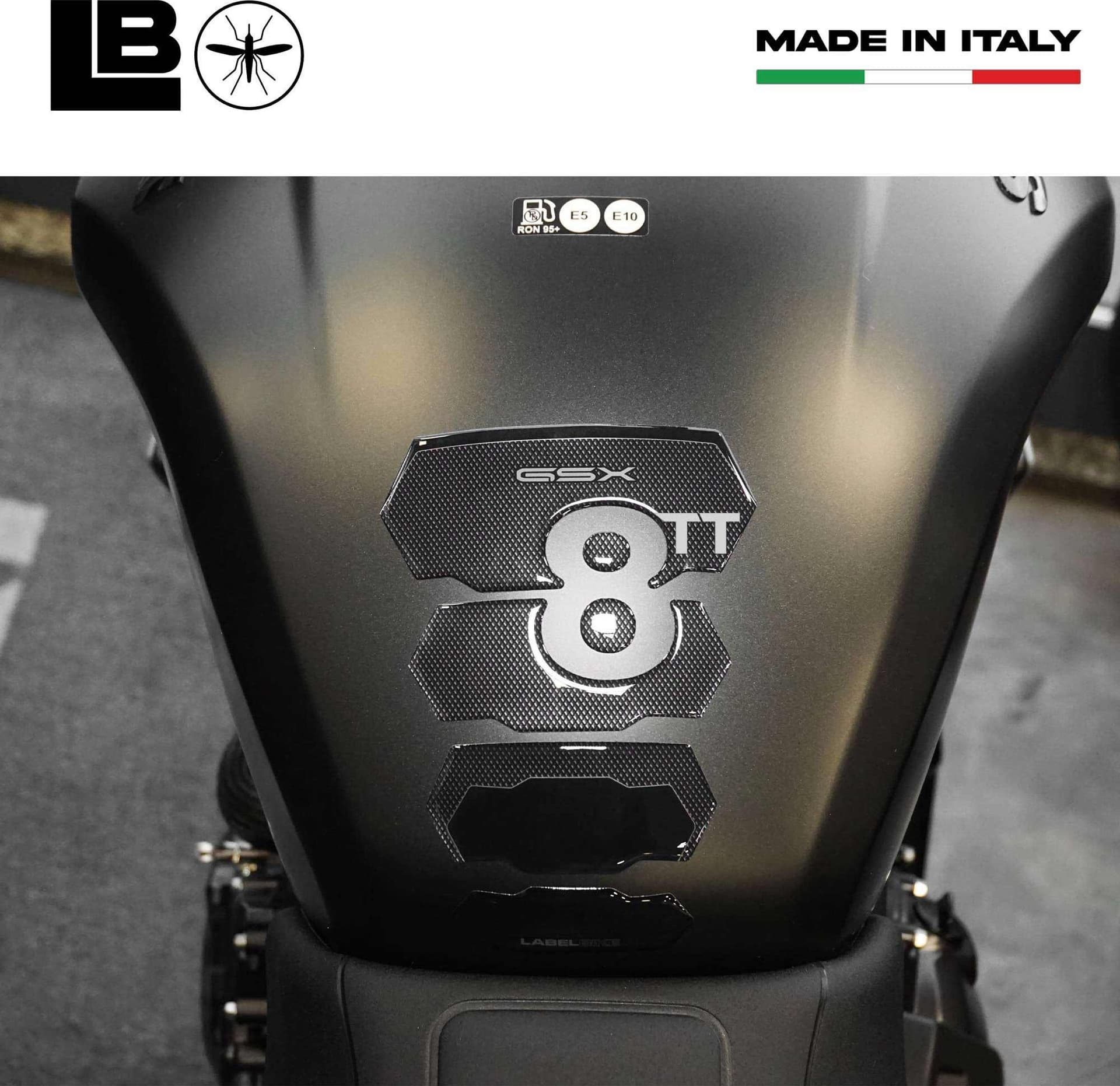 Adesivo resin 3D Protezione Paraserbatoio moto compatibile con Suzuki GSX-8TT - 3