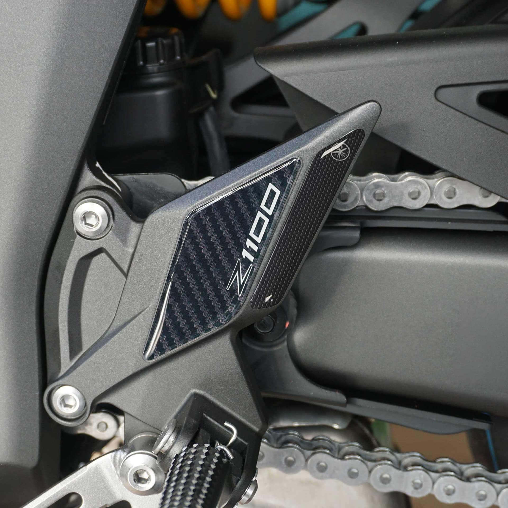 Protezioni Battitacco Moto Adesivi Gel 3D compatibili con Kawasaki Z1100 2026 - 1