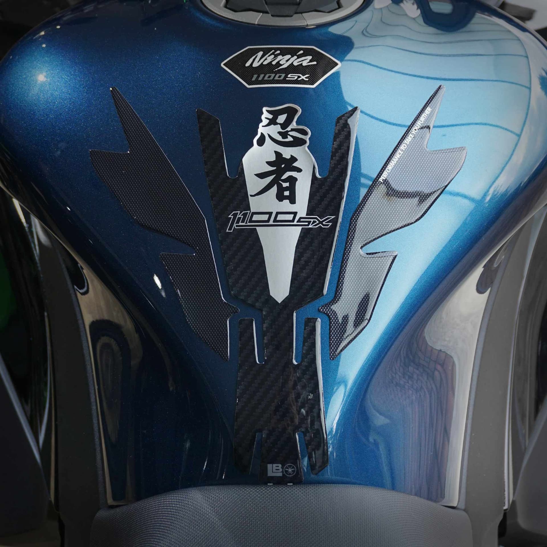 Paraserbatoio Adesivo 3D Protezione moto compatibile con Kawasaki Ninja 1100SX