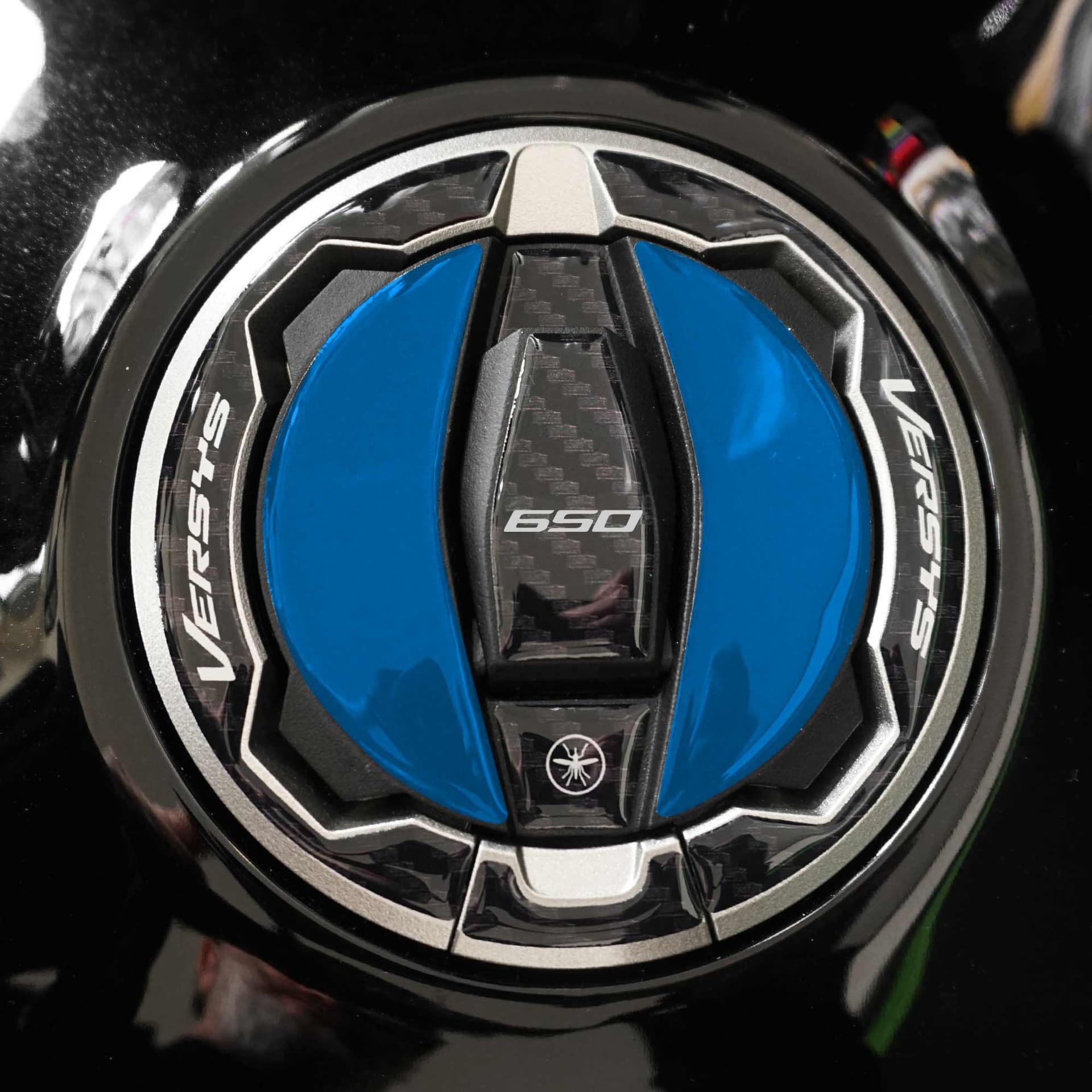 Adesivo 3D Tappo Serbatoio moto compatibile con Kawasaki Versys 650 2021-2026 - 33