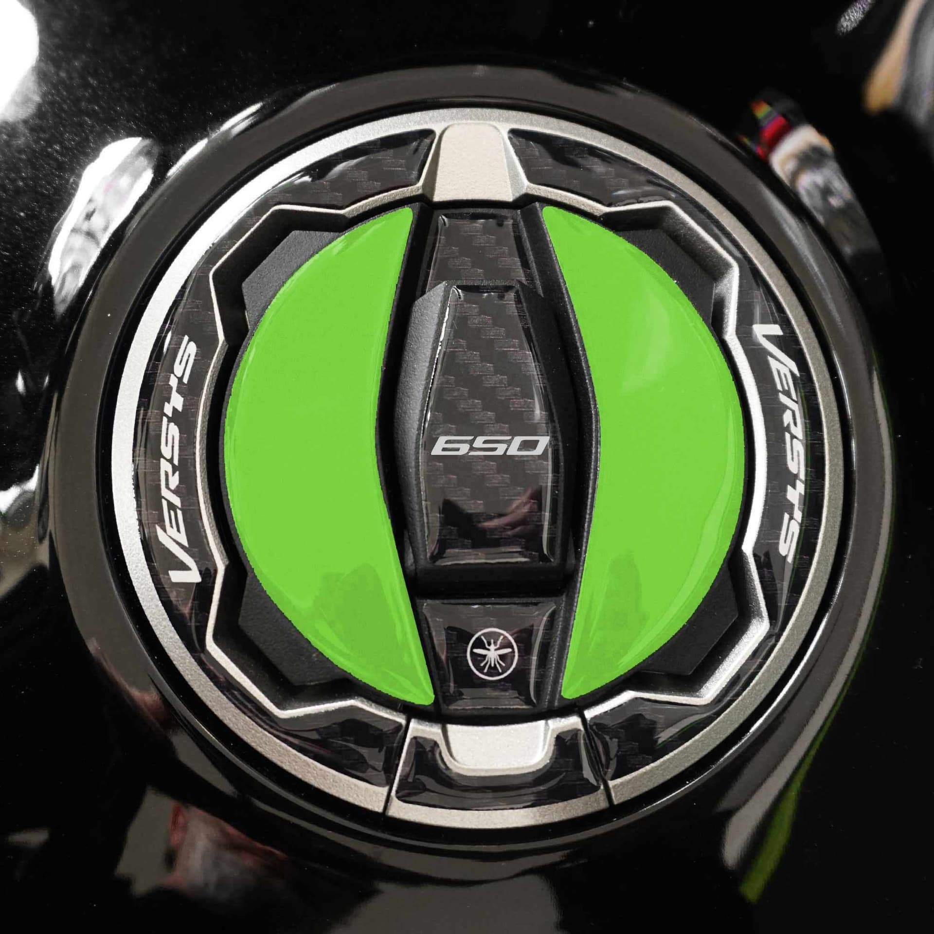 Adesivo 3D Tappo Serbatoio moto compatibile con Kawasaki Versys 650 2021-2026 - 26