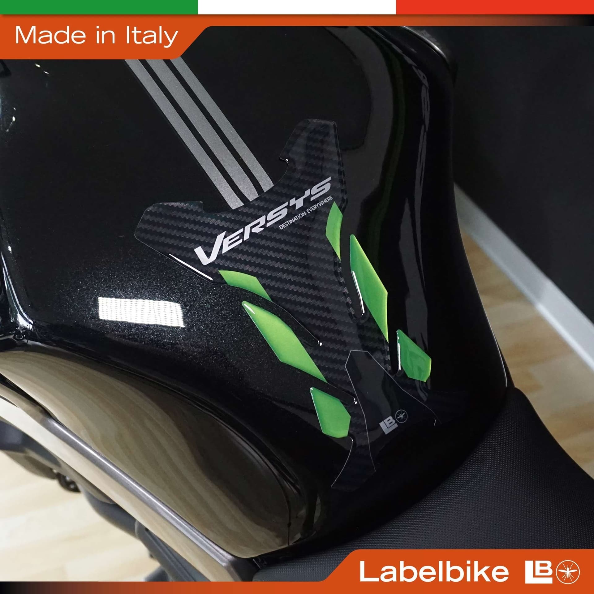 Adesivo 3D Paraserbatoio moto compatibile con Kawasaki Versys 1100 2025-2026 - 15