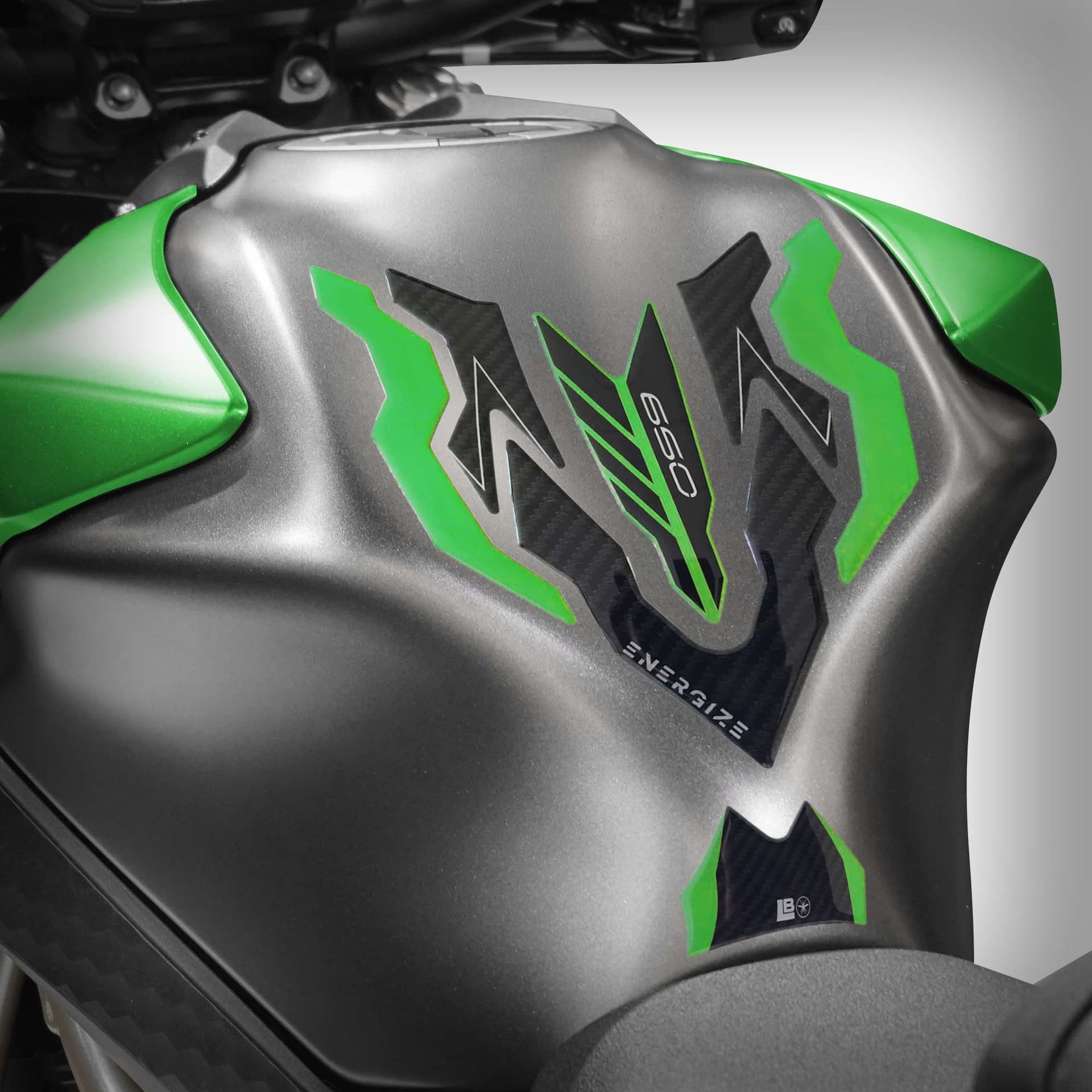 Adesivo 3D Protezione Paraserbatoio moto compatibile con Kawasaki Z650 2024-2026 - 13