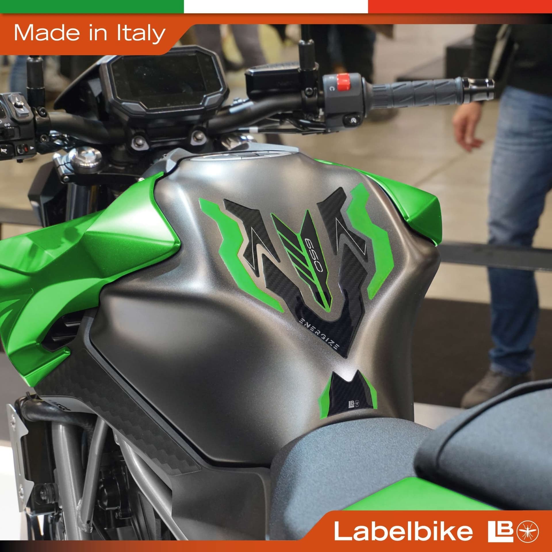 Adesivo 3D Protezione Paraserbatoio moto compatibile con Kawasaki Z650 2024-2026 - 9