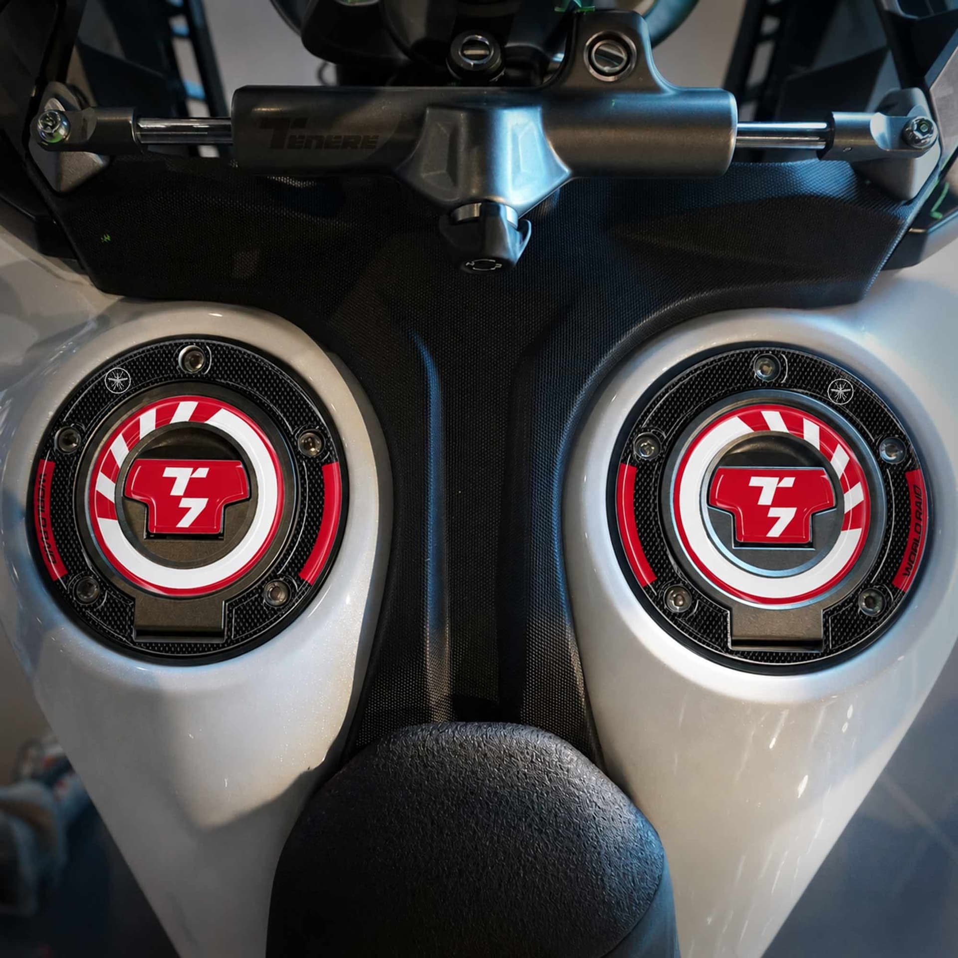 Adesivi Tappo serbatoio compatibili con Yamaha Tenere 700 World Raid 2026 - 5