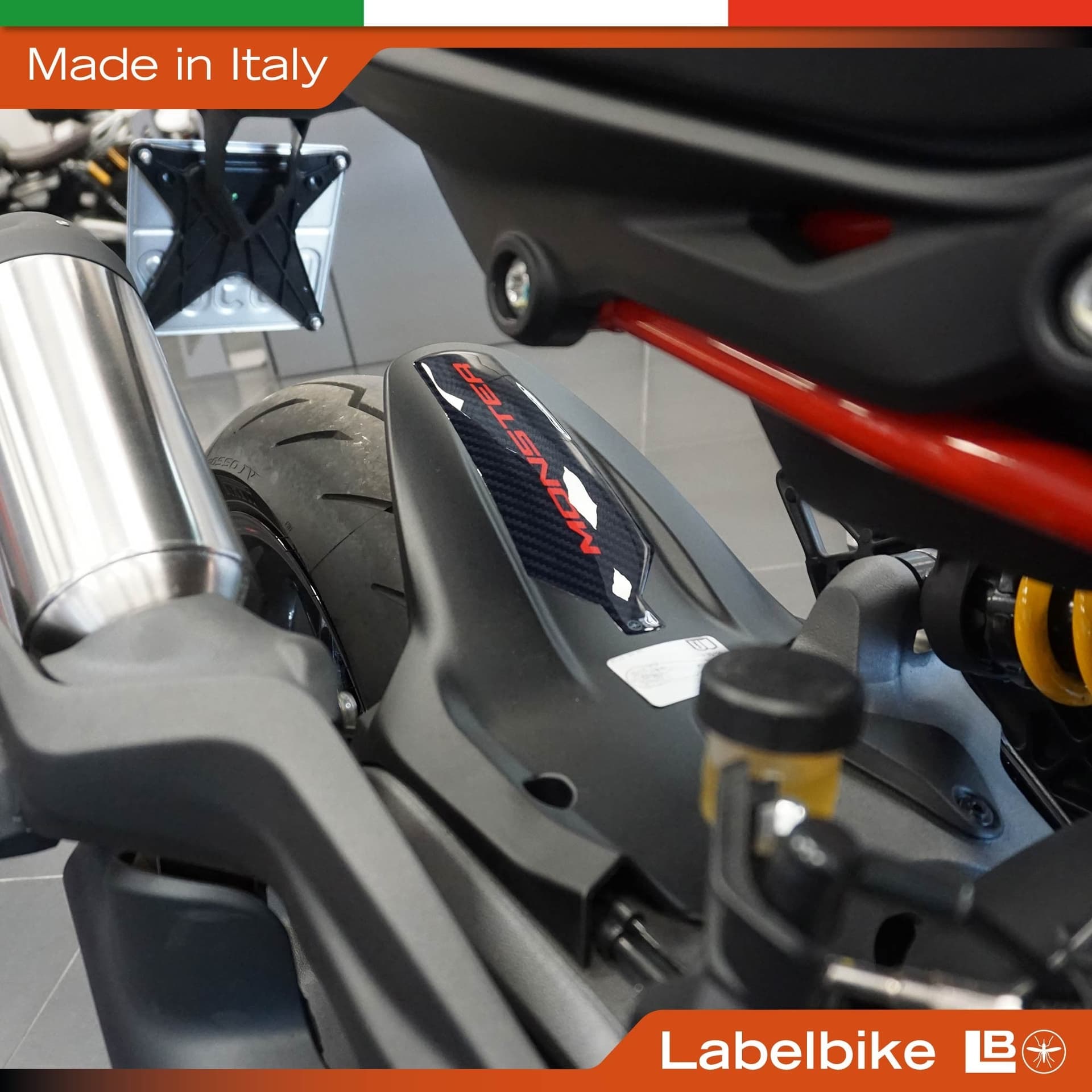 Adesivo 3D Parafango Posteriore moto compatibile con Ducati Monster V2 2026 - 3