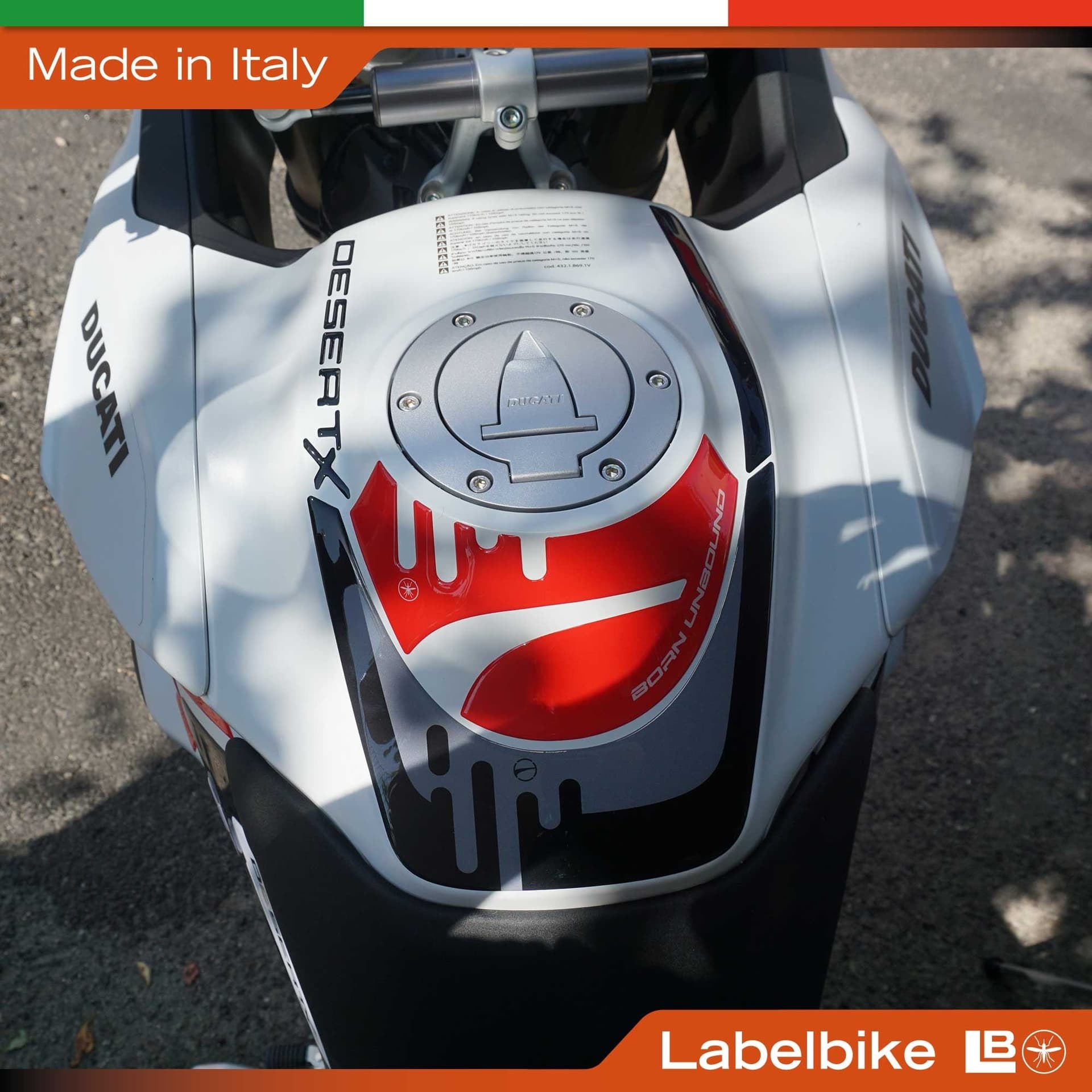Adesivo Protezione moto Paraserbatoio compatibile con Ducati DesertX 2026 - 3