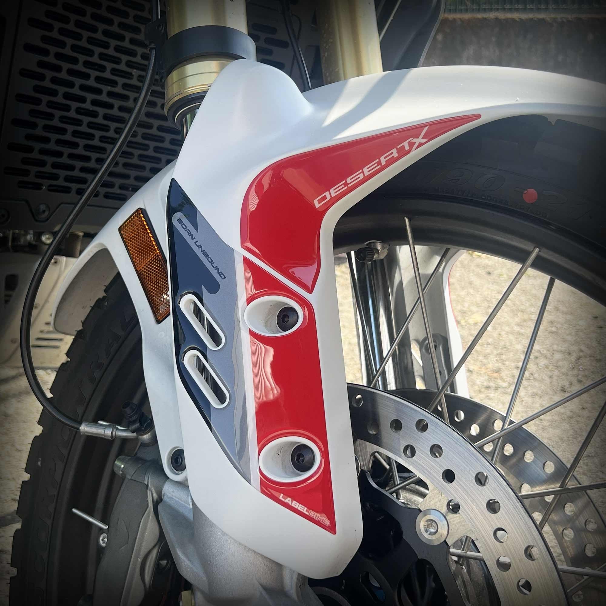 Adesivi 3D Protezioni Parasteli moto compatibili con Ducati DesertX 2026